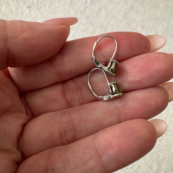 Peridot and Sterling (925) Earrings - Picture 2 of 4